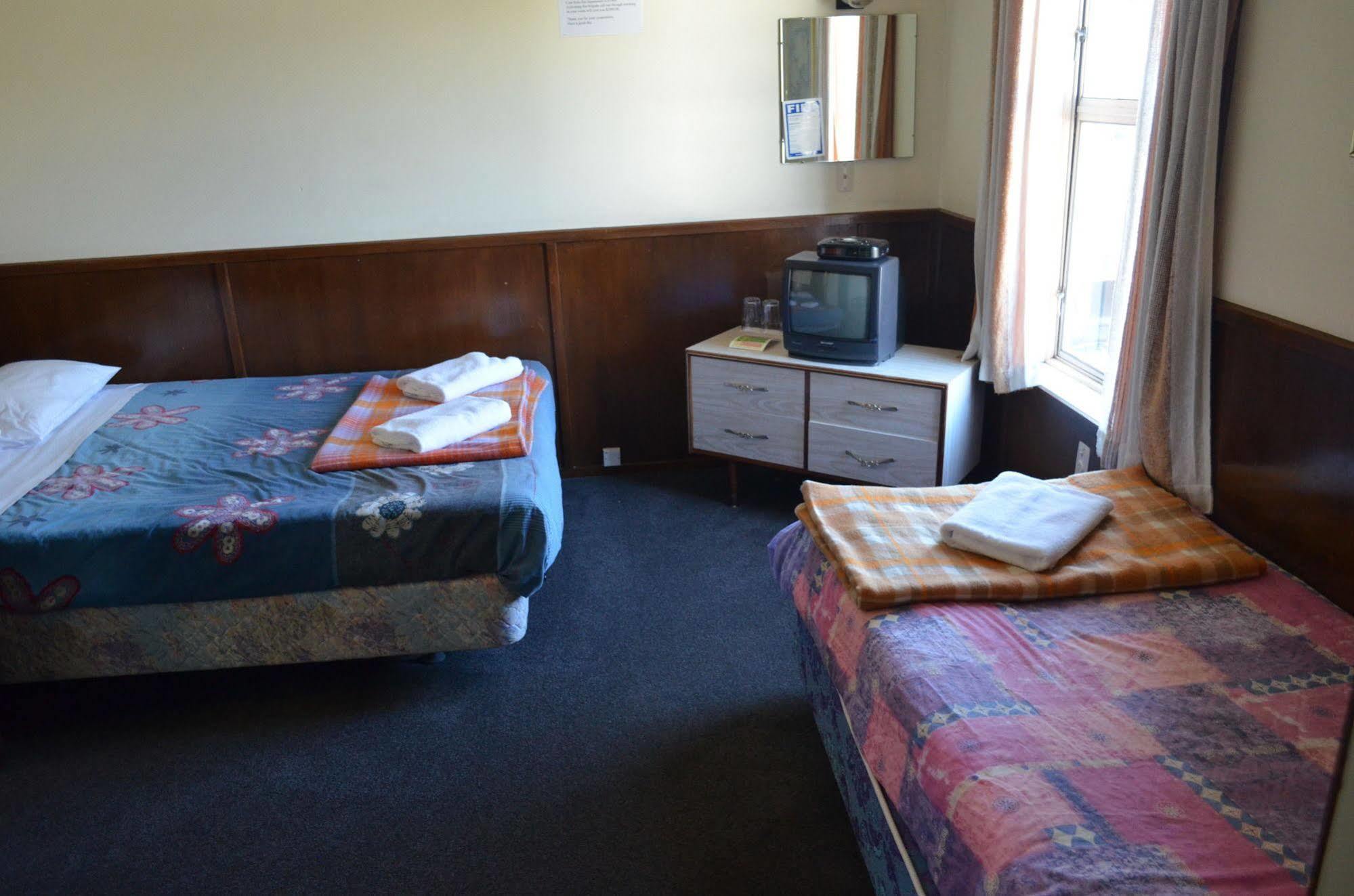 Wakatu Hotel Nelson Bagian luar foto